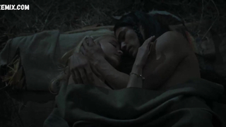 Isabel May sexy scene in 1883 s01e08 (2022)