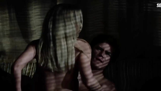 Kim Basinger mostra il culo nudo mentre fa sesso, scena in 8 Mile (2002)