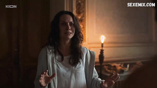 Escenas de sexo misionero de Ekaterina Olkina en Tehnar s01e04 (2019-2022)