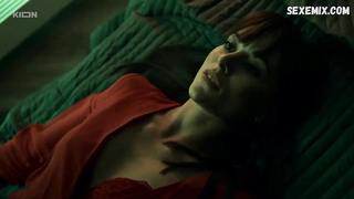 Escenas de sexo misionero de Ekaterina Olkina en Tehnar s01e04 (2019-2022)