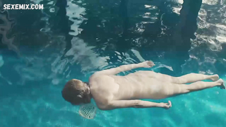 Viv Albertine mostra seios nus, arbusto, cena em Exposição (2013)