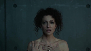 Kseniya Rappoport tem momentos sensuais no filme “It Doesn't Matter”