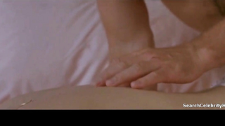 Jennifer Jason Leigh Göğüslerini Gösteriyor, Miami Blues sahnesi