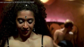 Atriz espanhola Vicenta N'Dongo - cenas de sexo em filmes como Airbag