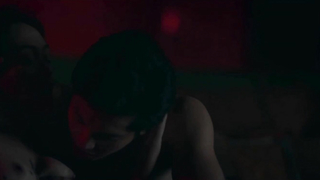 Секси Ази Акоста, сцена в эротике, Манила