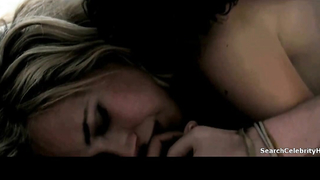 Temple Juno dans Little Birds 2012