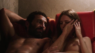 Christa Theret - La figlia del capo (La fille du patron) (2015)