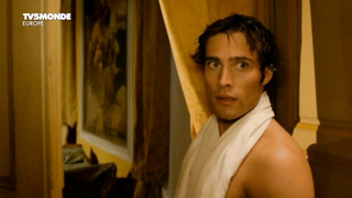 Marie-Josee Croze çıplak - La certosa di Parma (2012)