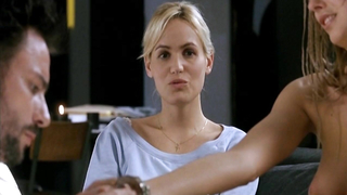 Frederique Bel, Judith Godreche scena nuda in Tu vas rire, mais je te quitte (2005)