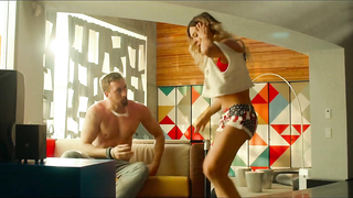 Karina Zvereva Nacktszene in Superplokhie (2016)