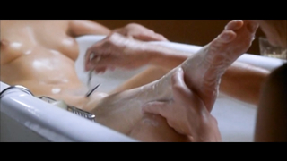 Susie Porter nackt, Kelly McGillis nackt – Die Maske des Affen (2000)