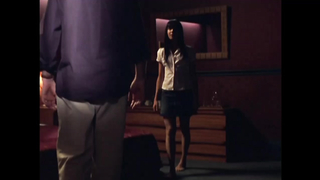 Emma Lung nella clip viene mostrata mentre fa sesso con il suo partner.