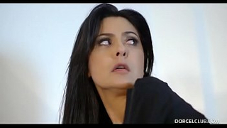 моя жена не носит нижнее белье