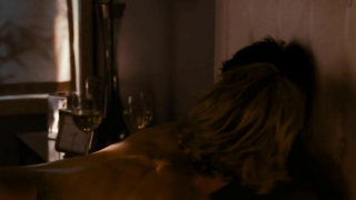 Radha Mitchell nuda, scena di sesso in Feast of Love (2007)