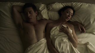 Molly Parker em cena sexy de House of Cards Molly Parker parece muito gostosa em cena de sexo.