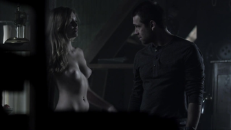 Lili Simmons nackt, Szene in Banshee s01e05 (2013)
