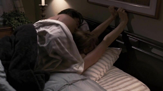 Lauren Holly se fait baiser sur le lit - The Final Storm (2010)