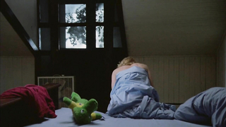 Ellen Barkin nuda, ci mostra il sedere - The Big Easy (1986)