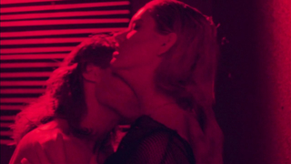 Naked Lane Lenhart gets fucked in missionary position - Prototype (1992)