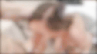 Великолепный секс на улице со страстной молодой красавицей