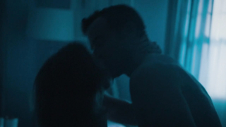 Carrie Coon nackt, Brüste – The Leftovers s01e07 (2014)