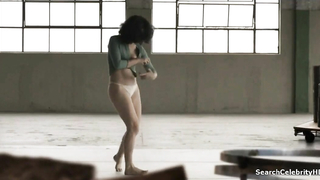Raquel Karro Nude in Shower & Sex - Pendular
