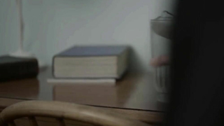 Adam sikişiyor ve yakalanıyor