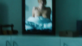 Laurence Arne nue nue, Vidéo nue de A coup sur (2014)