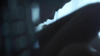 Susan Sarandon desnuda, Catherine Deneuve desnuda, escena de sexo de El hambre (1983)