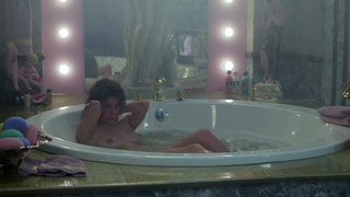 Nancy Travis - Mafyayla Evli (1988)