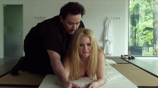 Nude video with Julianne Moore , Olivia Williams , Sarah Gadon , Jennifer Gibson - Maps to the Stars (2014)