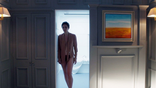 Maggie Gyllenhaal - L'onorevole donna s01e02 (2014)