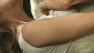 Diane Kruger nua, cena de sexo de The Tiger Brigades (2006)