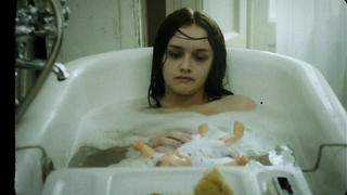 Olivia Cooke - Los tranquilos (2014)