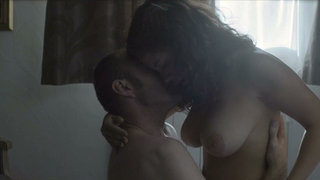 Nude video with Thylda Bares - Les ravissements (2012)