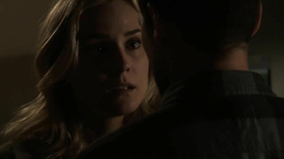 Diane Kruger çıplak, The Bridge s02e01 (2014)'ten seks sahnesi