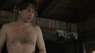 Марион Дюваль, сцена из фильма - Любовь - это преступление (2013)