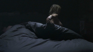 Karin Viard, - L'amour est uncrim parfait (2013) sahnesi