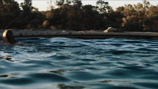 Mia Wasikowska, scena in Tracks (2013)