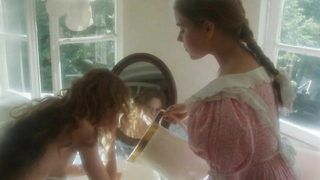 Елена Корикова обнаженная, сцена в Барышня - Крестьянка (1995)