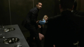 Madison McKinley çıplak, Power s01e03'teki sahne (2014)