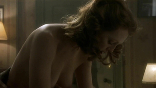 Julianne Moore nude , scene in - The End of the Affair (1999)