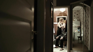 Vilma Kutaviciute çıplak, Vosmerka'daki sahne (2013)