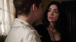 Azure Parsons, Janet Montgomery, Tamzin Merchant обнаженная, сексуальная сцена из Salem s01e05 (2014)