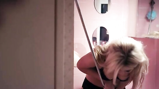 Emily Atack - Neredeyse Evli (2014)