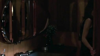 Elizabeth Hurley - Minuit permanent (1998)