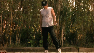 Лив Тайлер, Рэйчел Вайс обнаженная, сексуальная сцена из Ускользающая красота (1996)