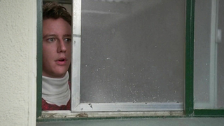 Nude video with Phoebe Cates - Fast Times at Ridgemont High (1982)