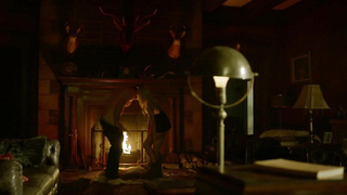 Nude video with Laura Vandervoort - Bitten s01e09 (2014)