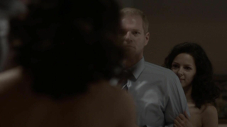 Keri Russell e Annet Mahendru ed Elizabeth Masucci nude, scena di sesso da The Americans s01 (2013)